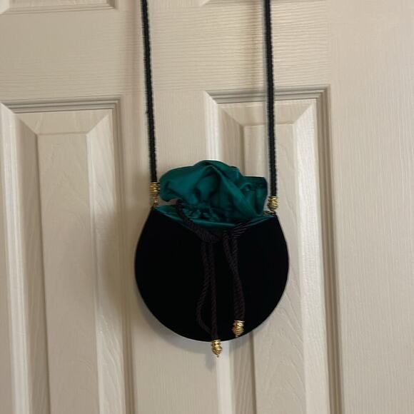 Handbag cocktail Deanna Hamro  $325.00 shoulder bad or clutch velvet black - Picture 3 of 4